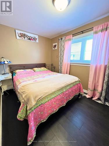 27 - 216 Town House Crescent, Brampton, ON - Indoor Photo Showing Bedroom