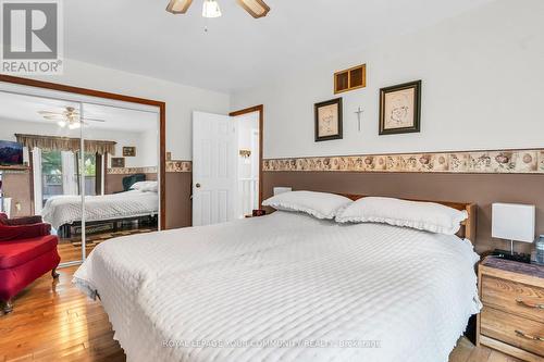 69 Dorothy Avenue, Georgina, ON - Indoor Photo Showing Bedroom