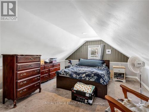 214 Church Street, Haldimand, ON - Indoor Photo Showing Bedroom