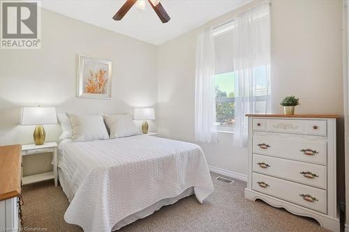 408 Cochrane Road, Hamilton, ON - Indoor Photo Showing Bedroom