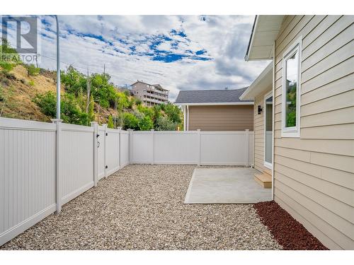 279 Bentgrass Avenue, Oliver, BC - Outdoor With Exterior