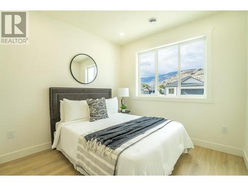 279 Bentgrass Avenue, Oliver, BC - Indoor Photo Showing Bedroom