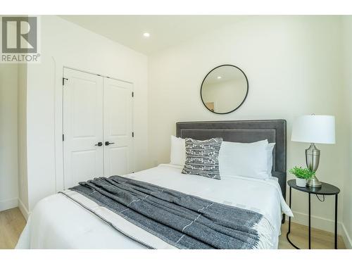 279 Bentgrass Avenue, Oliver, BC - Indoor Photo Showing Bedroom