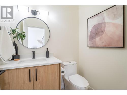 279 Bentgrass Avenue, Oliver, BC - Indoor Photo Showing Bathroom