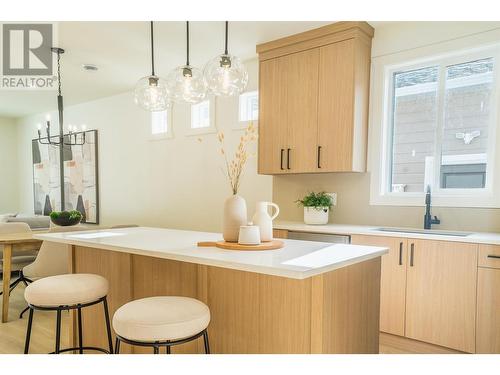 279 Bentgrass Avenue, Oliver, BC - Indoor Photo Showing Kitchen