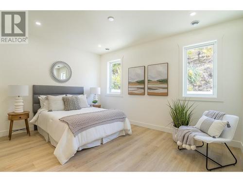 279 Bentgrass Avenue, Oliver, BC - Indoor Photo Showing Bedroom