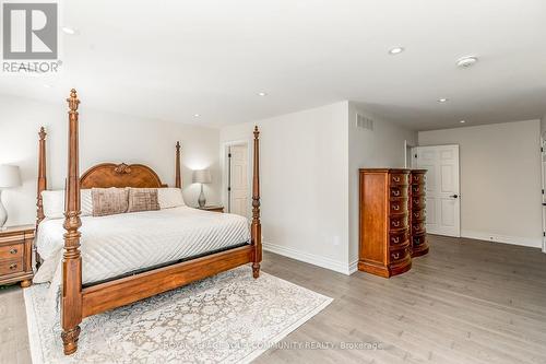 15 Laskay Lane, King, ON - Indoor Photo Showing Bedroom