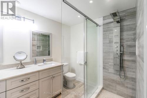 15 Laskay Lane, King, ON - Indoor Photo Showing Bathroom