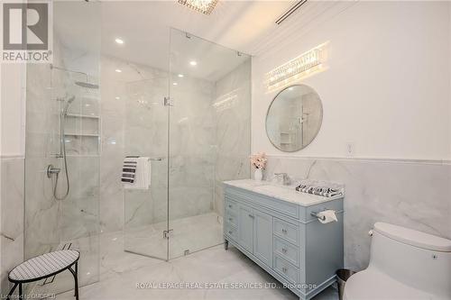 1257 Lakeshore Road Road W, Oakville, ON - Indoor Photo Showing Bathroom