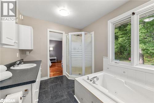 710 Airport Road, Quinte West, ON - Indoor Photo Showing Bathroom