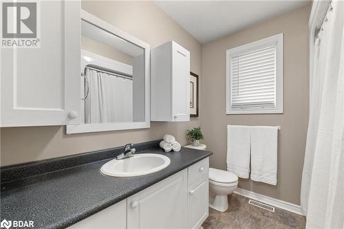 710 Airport Road, Quinte West, ON - Indoor Photo Showing Bathroom