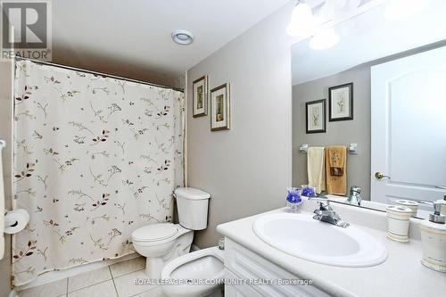 419 - 2502 Rutherford Road, Vaughan, ON - Indoor Photo Showing Bathroom