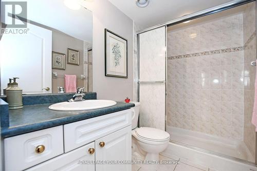 419 - 2502 Rutherford Road, Vaughan, ON - Indoor Photo Showing Bathroom