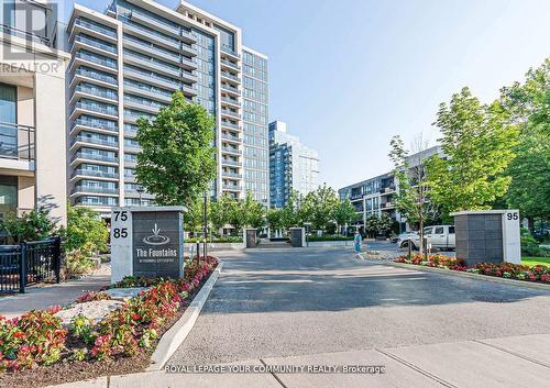 706 - 85 North Park Road, Vaughan, ON - Outdoor With Balcony With Facade