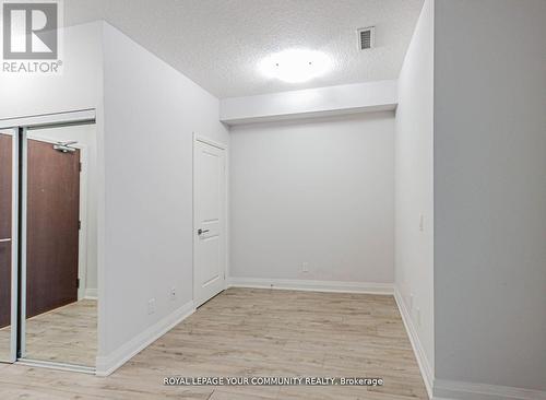 706 - 85 North Park Road, Vaughan, ON - Indoor Photo Showing Other Room