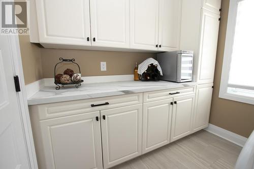 60 Queensgate Blvd, Sault Ste. Marie, ON - Indoor Photo Showing Kitchen