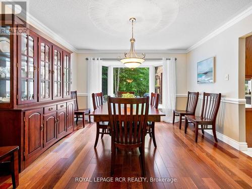 832 Boston Mills Road, Caledon, ON - Indoor Photo Showing Dining Room