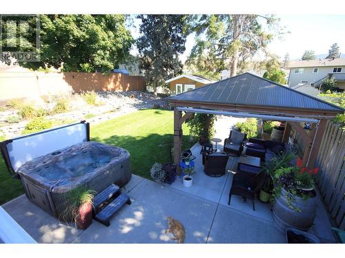 6487 Coyote Street, Oliver, BC - Outdoor With Backyard