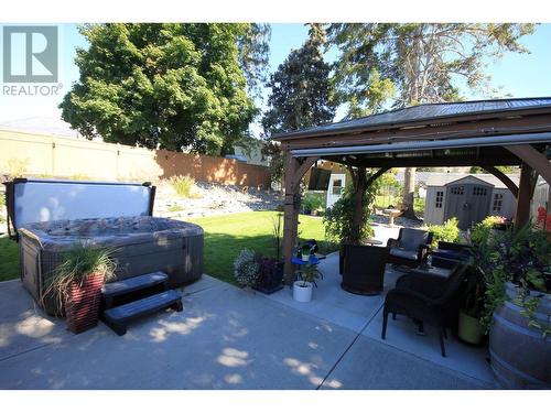 6487 Coyote Street, Oliver, BC - Outdoor