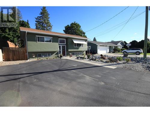 6487 Coyote Street, Oliver, BC - Outdoor