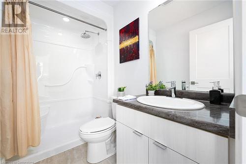 30 Times Square Boulevard Unit# 70, Hamilton, ON - Indoor Photo Showing Bathroom