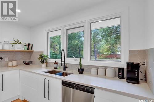 89 Mcnab Crescent, Regina, SK - Indoor Photo Showing Kitchen With Double Sink