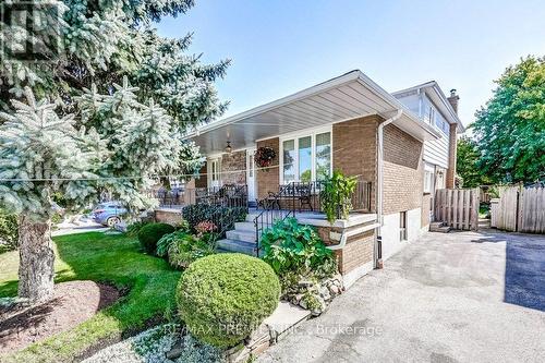 2360 Whaley Drive, Mississauga, ON - Outdoor