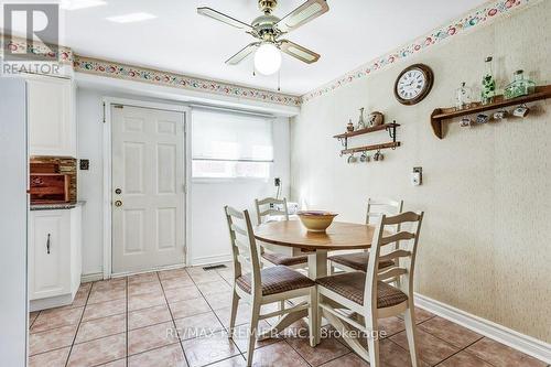 2360 Whaley Drive, Mississauga, ON - Indoor Photo Showing Dining Room