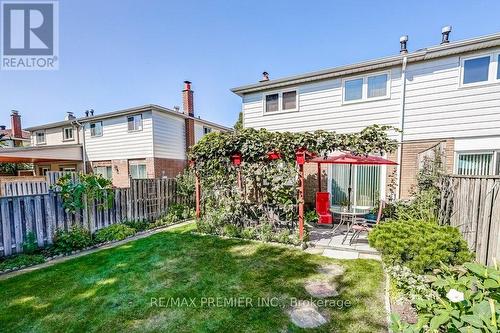 2360 Whaley Drive, Mississauga, ON - Outdoor