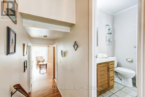 2360 Whaley Drive, Mississauga (Cooksville), ON - Indoor Photo Showing Bathroom