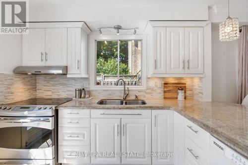 4216 Viburnum Court, Mississauga, ON - Indoor Photo Showing Kitchen With Double Sink