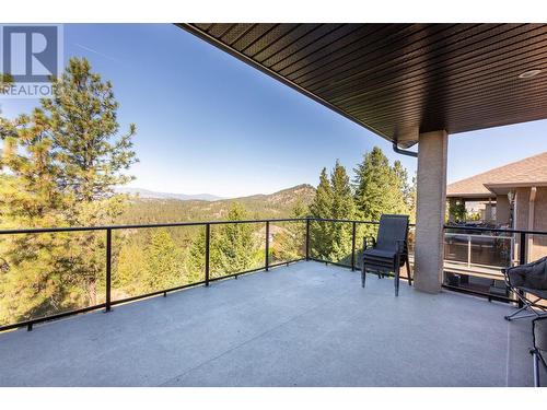 2210 Quail Run Drive, Kelowna, BC - Outdoor With Exterior