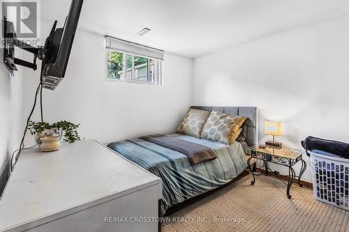 107 Fred Cook Drive, Bradford West Gwillimbury (Bradford), ON - Indoor Photo Showing Bedroom