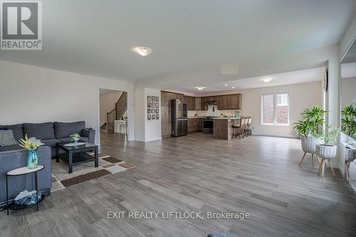 7 Oliver Lane, Asphodel-Norwood (Norwood), ON - Indoor Photo Showing Living Room