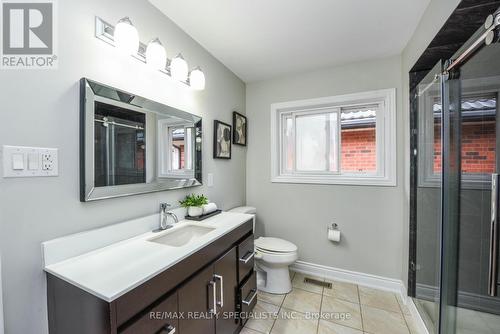 236 Fernforest Drive W, Brampton, ON - Indoor Photo Showing Bathroom