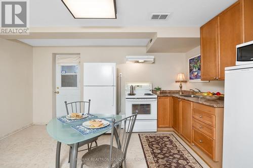 169 Kennard Avenue, Toronto, ON - Indoor Photo Showing Kitchen