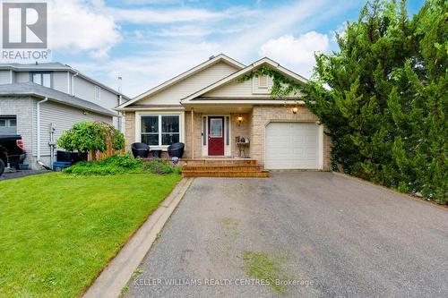 16 Gosney Crescent W, Barrie, ON - Outdoor With Facade