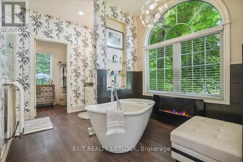 400 5Th Line W, Trent Hills (Campbellford), ON - Indoor Photo Showing Bathroom