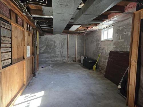 1009 Frederica Street W, Thunder Bay, ON - Indoor Photo Showing Basement