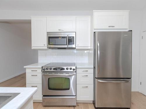 26 Manion Street, Thunder Bay, ON - Indoor Photo Showing Kitchen With Upgraded Kitchen