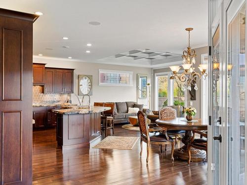 9-1900 Irongate Place, Kamloops, BC - Indoor Photo Showing Dining Room