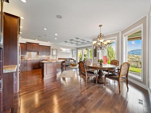 9-1900 Irongate Place, Kamloops, BC - Indoor Photo Showing Dining Room