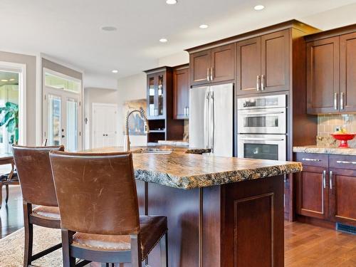 9-1900 Irongate Place, Kamloops, BC - Indoor Photo Showing Kitchen