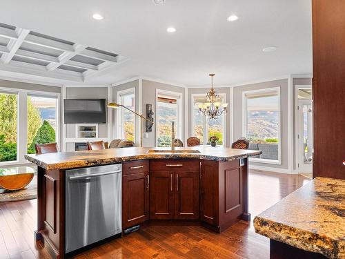 9-1900 Irongate Place, Kamloops, BC - Indoor Photo Showing Kitchen With Double Sink