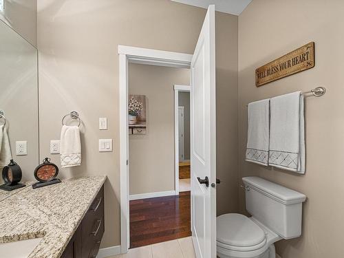 9-1900 Irongate Place, Kamloops, BC - Indoor Photo Showing Bathroom