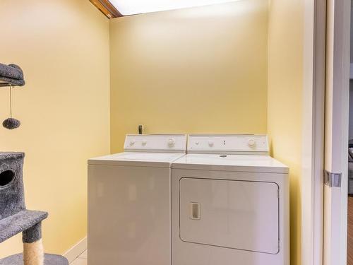 23-2714 Tranquille Rd, Kamloops, BC - Indoor Photo Showing Laundry Room