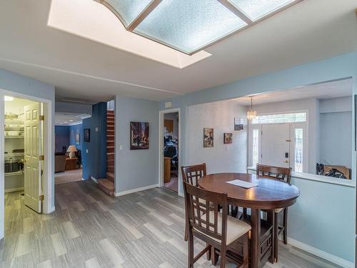 1955 Parkcrest Ave, Kamloops, BC - Indoor Photo Showing Dining Room