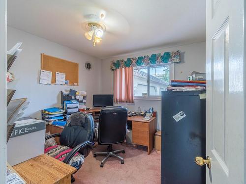 1955 Parkcrest Ave, Kamloops, BC - Indoor Photo Showing Office