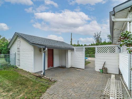 1955 Parkcrest Ave, Kamloops, BC - Outdoor With Exterior