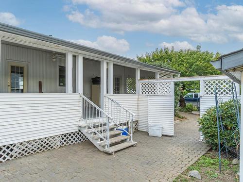 1955 Parkcrest Ave, Kamloops, BC - Outdoor With Exterior